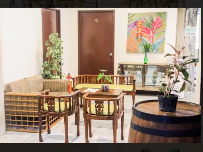 Balay 8 Suites Silay Exteriör bild